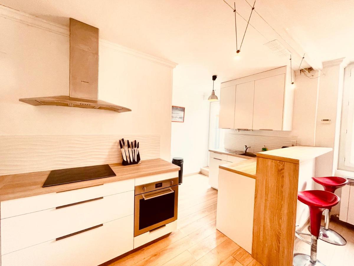 Le Coeur De Nimes Apartment Bagian luar foto